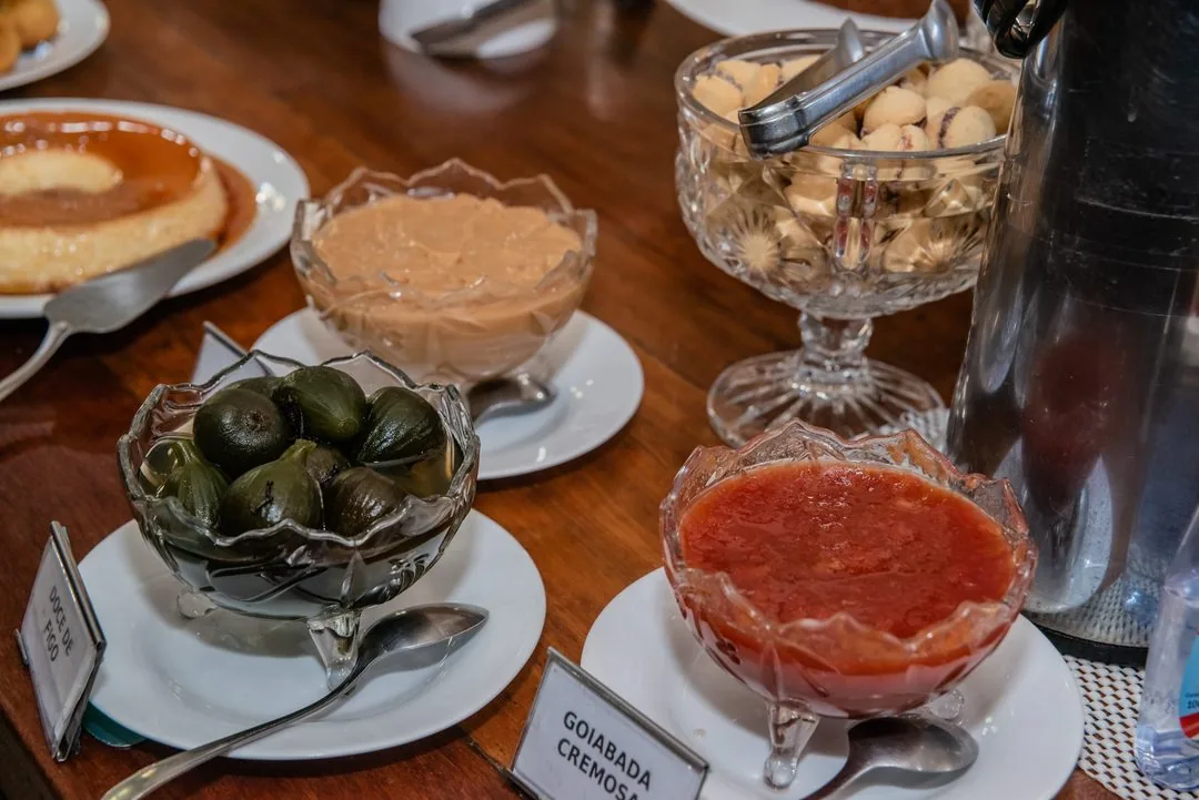Doces da casa da Pousada Vovô Chiquinho em Tiradentes