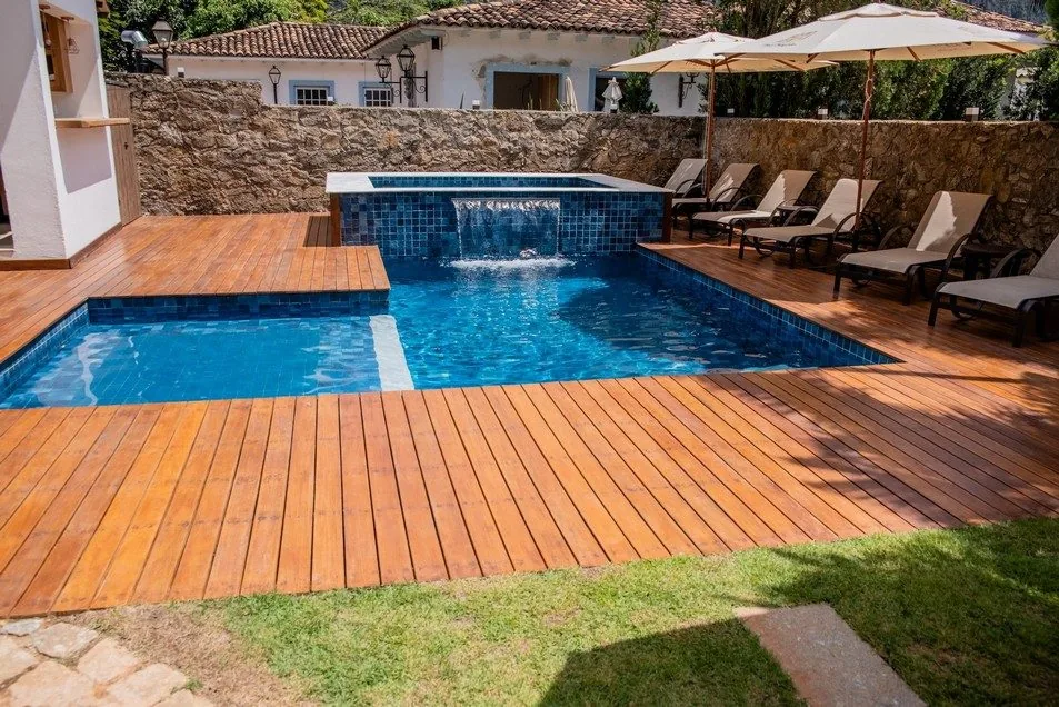 Piscina da Pousada Vovô Chiquinho em Tiradentes